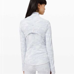 Lululemon Define Jacket
Incognito Camo Alpine White Multi